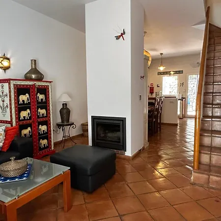 Tatil Evi Casa Flores - Townhouse With Garden *
