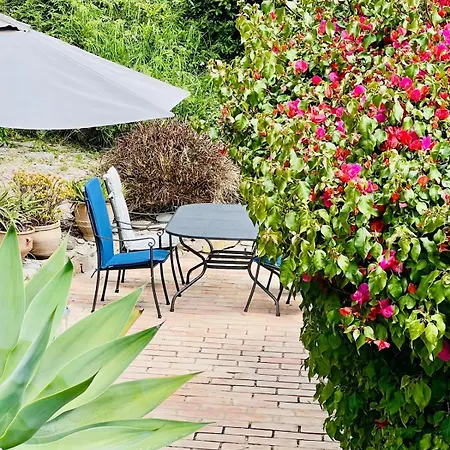 Casa Flores - Townhouse With Garden
