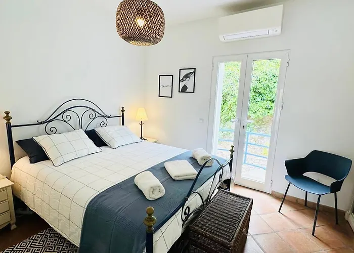 Casa Flores - Townhouse With Garden Ferienhaus Tavira