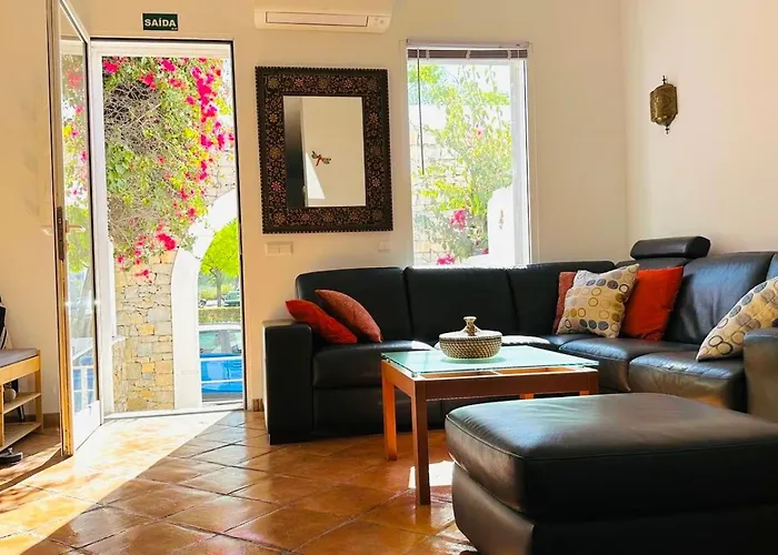 Casa Flores - Townhouse With Garden