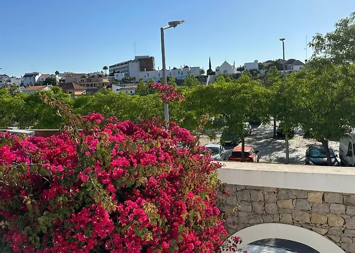 Holiday home Casa Flores - Townhouse With Garden