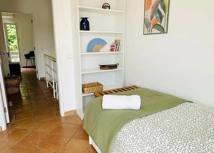 Casa Flores - Townhouse With Garden